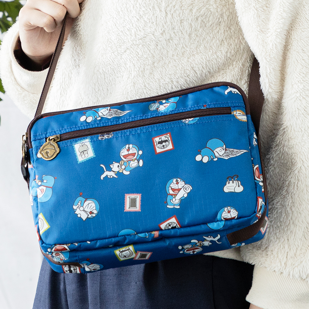 ドラえもん ショルダーバッグ Enjoy Your Trip! | ドラえもん未来