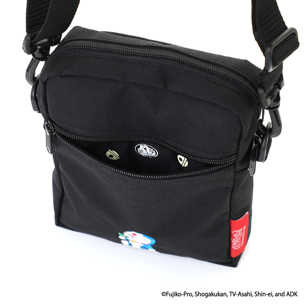マンハッタンポーテージ Manhattan Portage シティライツSM ウィズ プラスティックパーツ VER2 バックポケット ドラえもん [MP1403PL2BPDORA25 SS25] CITY LIGHTS(SM) VER 2 BACK POCKET DORAEMON 25 メンズ・レディース 鞄 ショルダーバッグ Black 正規取扱店【coupon】 マンハッタンポーテージ シティライツ(SM) ウィズプラスティックパーツ