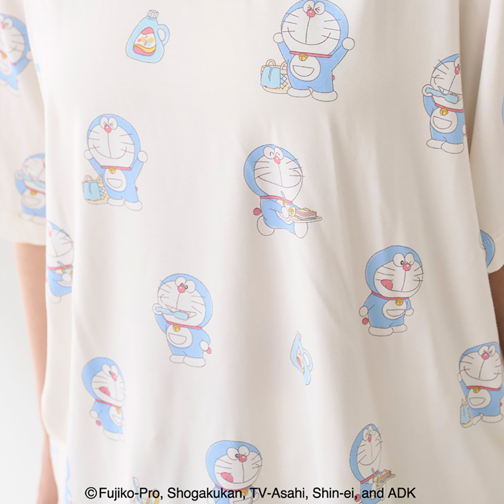 98年フランスW杯 ドラえもん コピーライト tシャツ 　Lサイズ 98年フランスW杯 ドラえもん コピーライト tシャツ Lサイズ