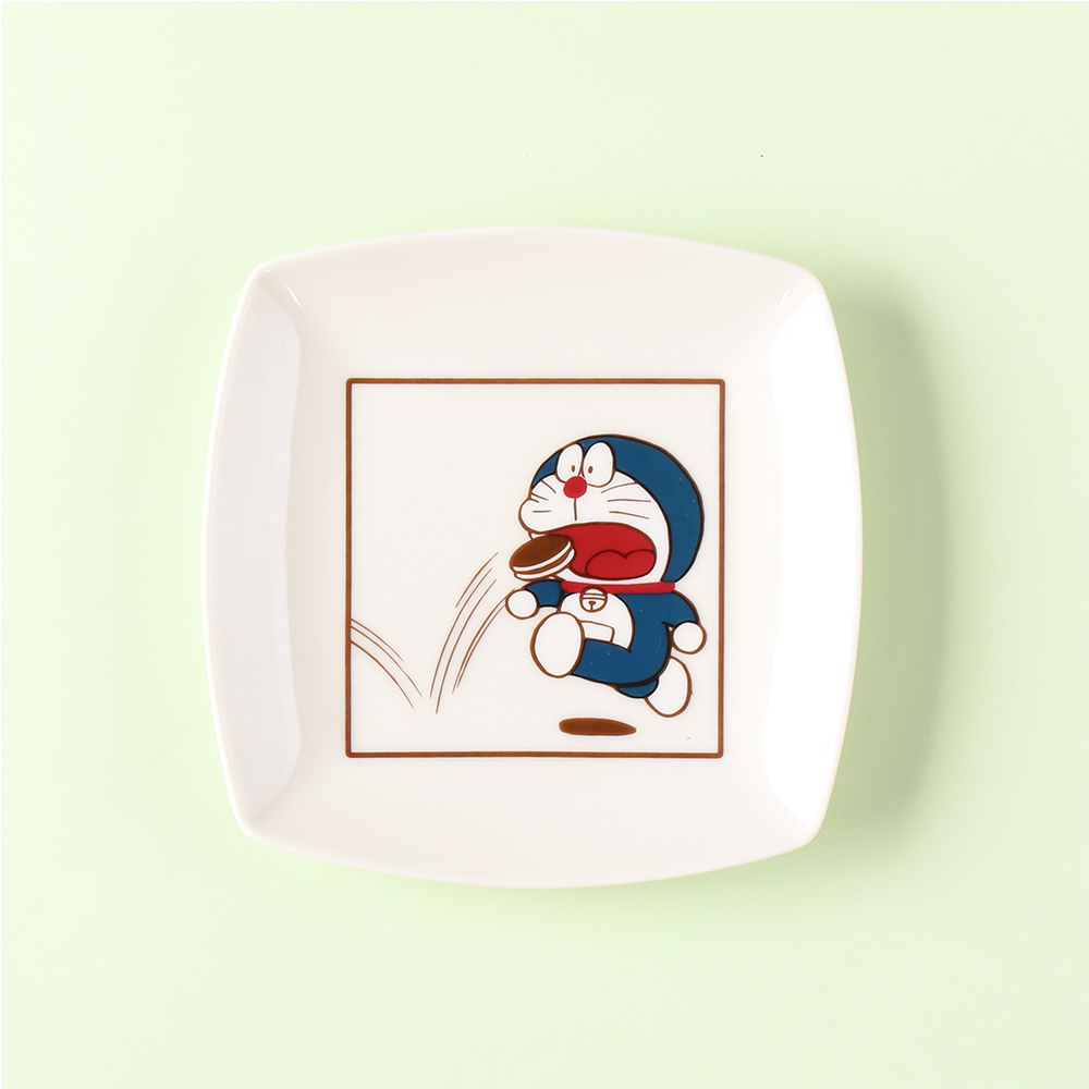 ドラえもん おいしいプレート パクッ